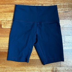 Lululemon Wunder High rise Shorts, 8”, US 6, Navy